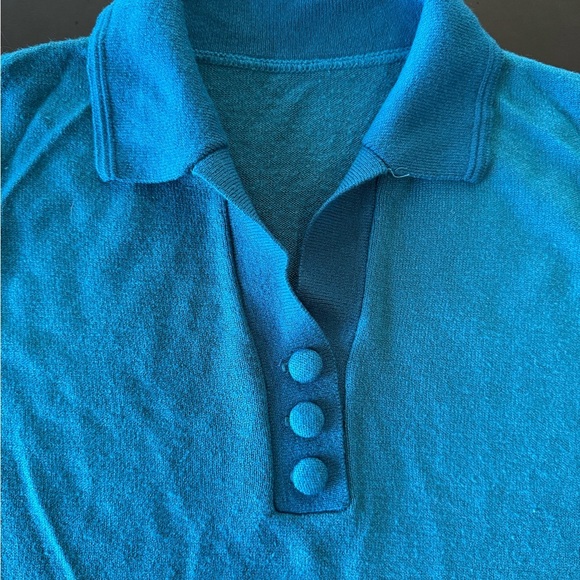 Vintage-Style Knit Polo Sweater – Bright Blue – Unisex Fit (No Tag) - Picture 3 of 9